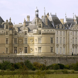 Châteaux - abbaye et petites cités de caractère